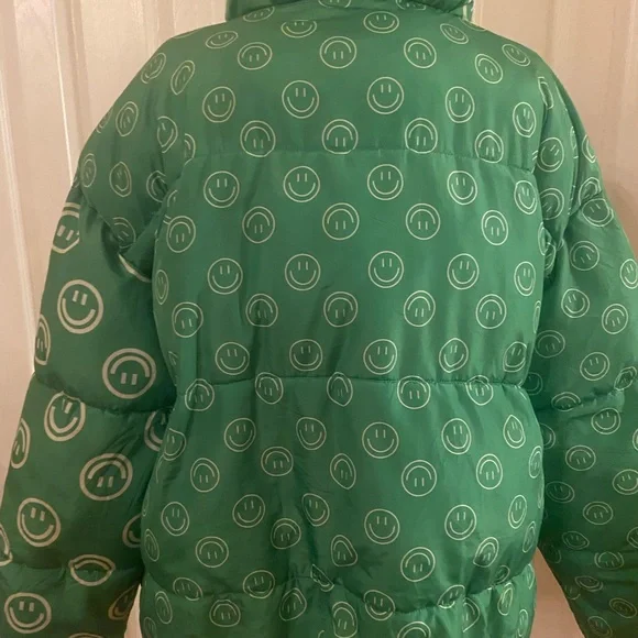 Native Youth Green Smiley Puffer Jacket Size 18.